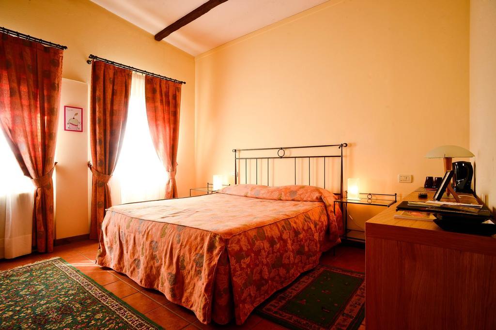 Agriturismo Il Borghetto Crespellano Rum bild