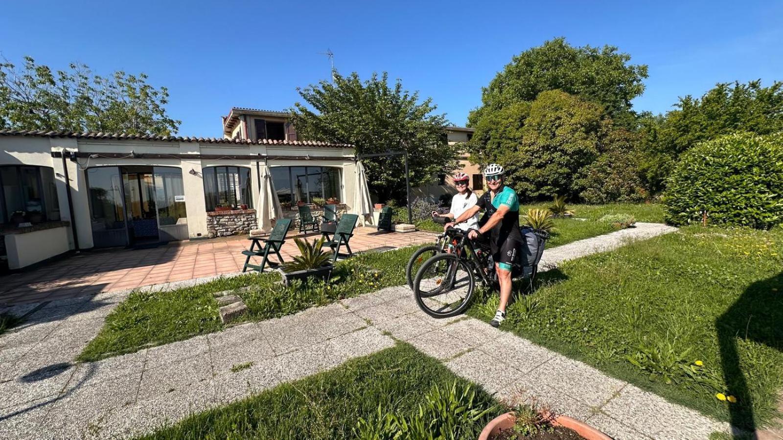 Agriturismo Il Borghetto Crespellano Exteriör bild